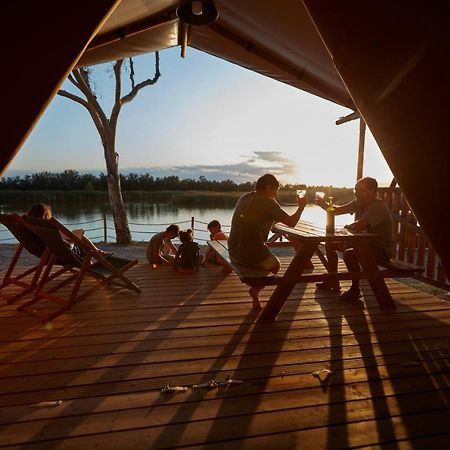 Camping Nautic Almata Glamping Hotel Кастело д'Емпуриес Екстериор снимка